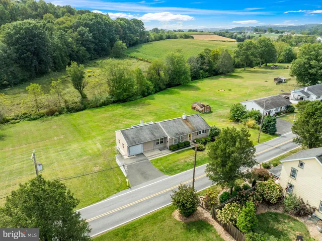 $308,000 | 483 Gehman Road, Barto, PA 19504