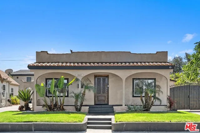 $845,000 | 3012 West 73rd Street, Los Angeles, CA 90043
