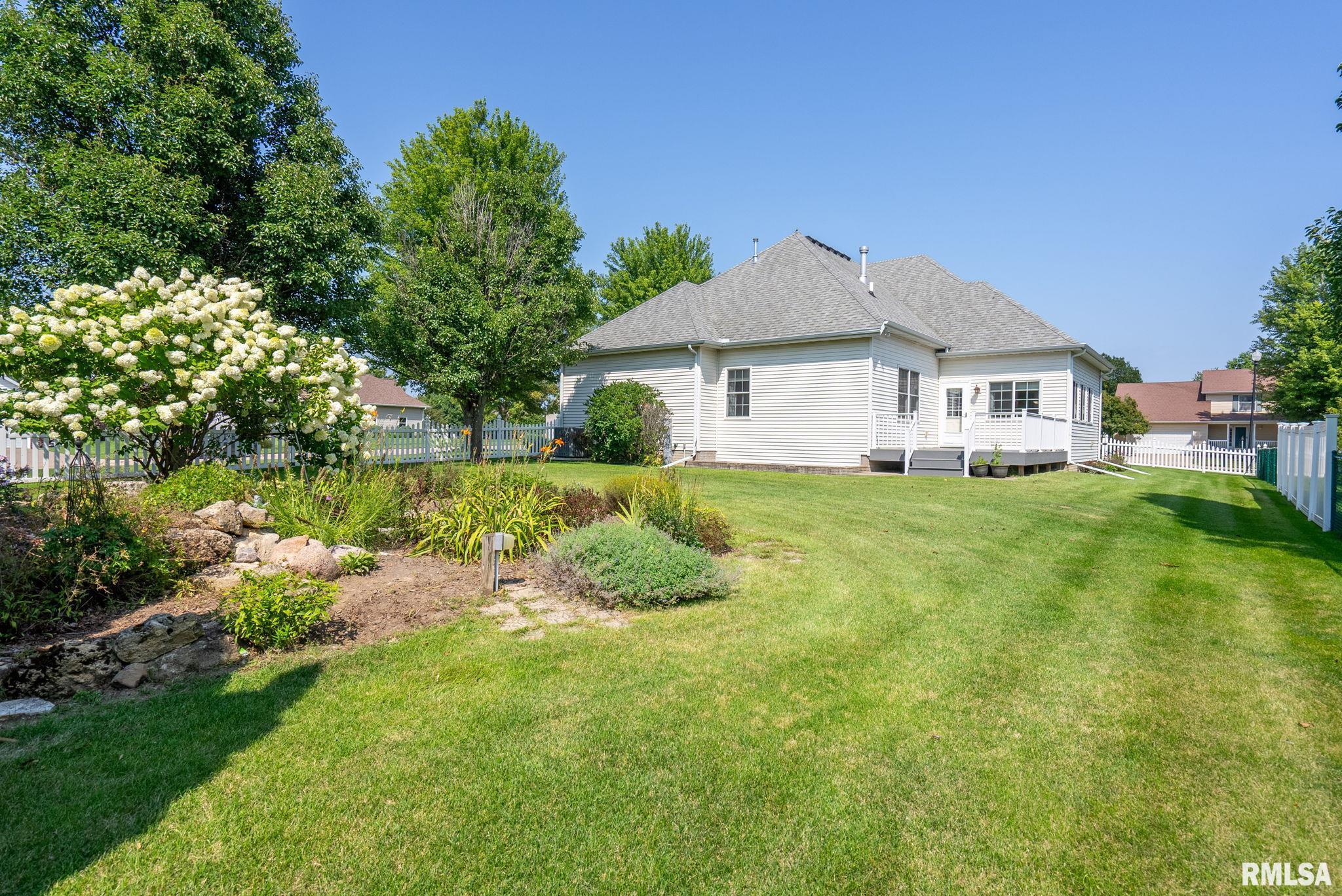 1003 West Spring Street Eldridge, IA 52748 - Photo 44 of 66 Gallery Image 44