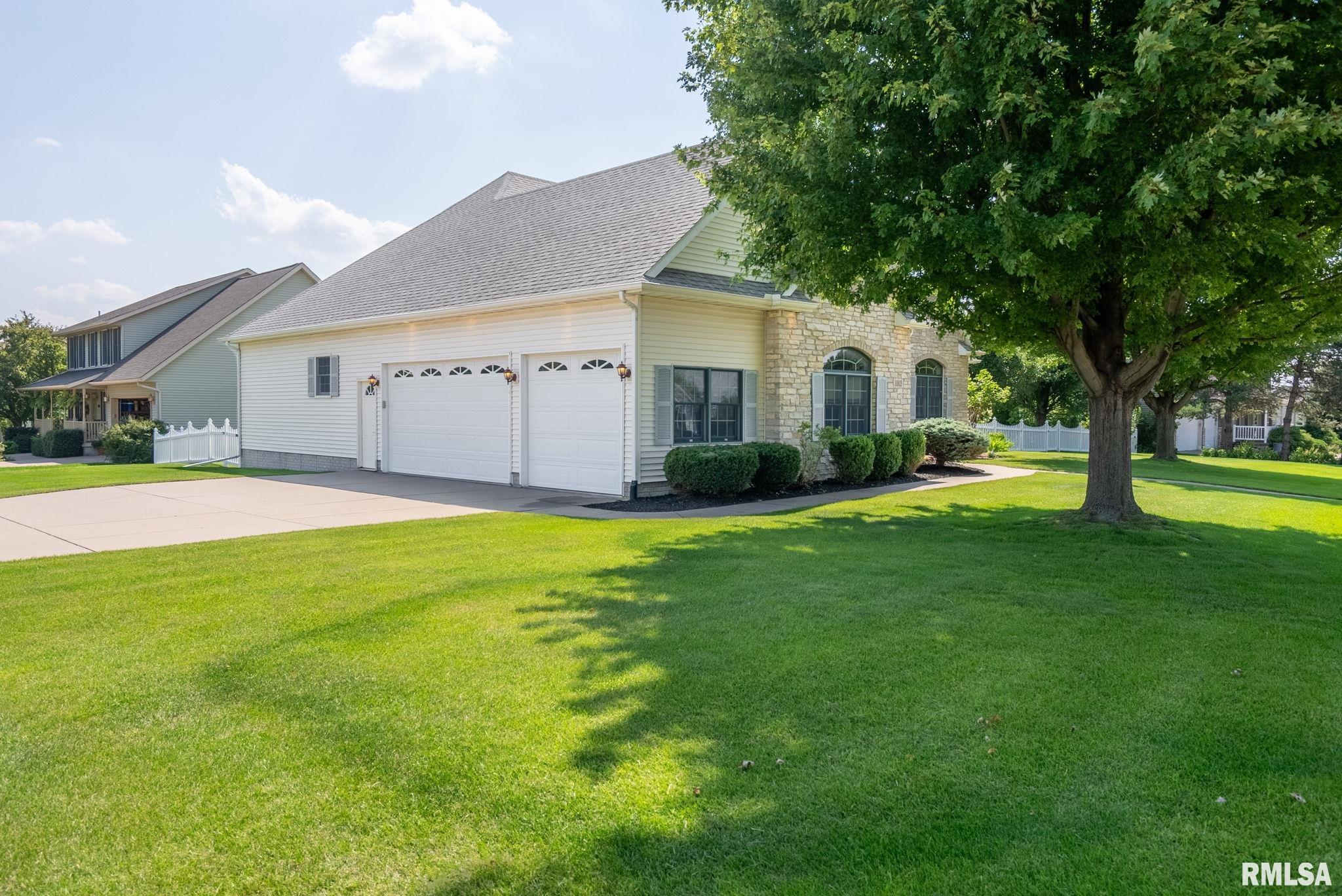 1003 West Spring Street Eldridge, IA 52748 - Photo 45 of 66 Gallery Image 45