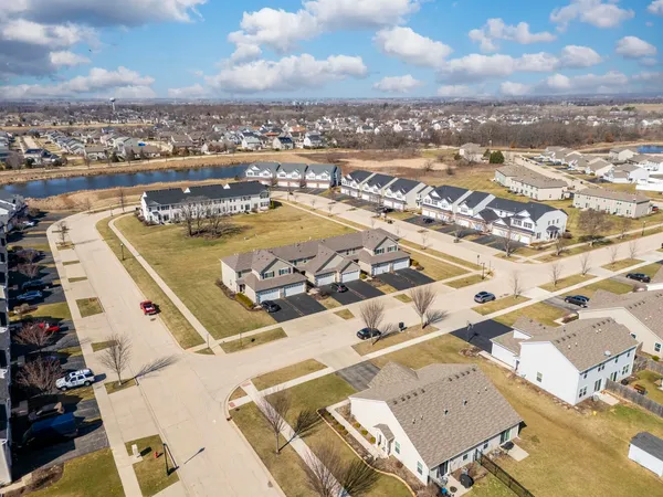 $289,999 | 740 Florence Street, Hampshire, IL 60140