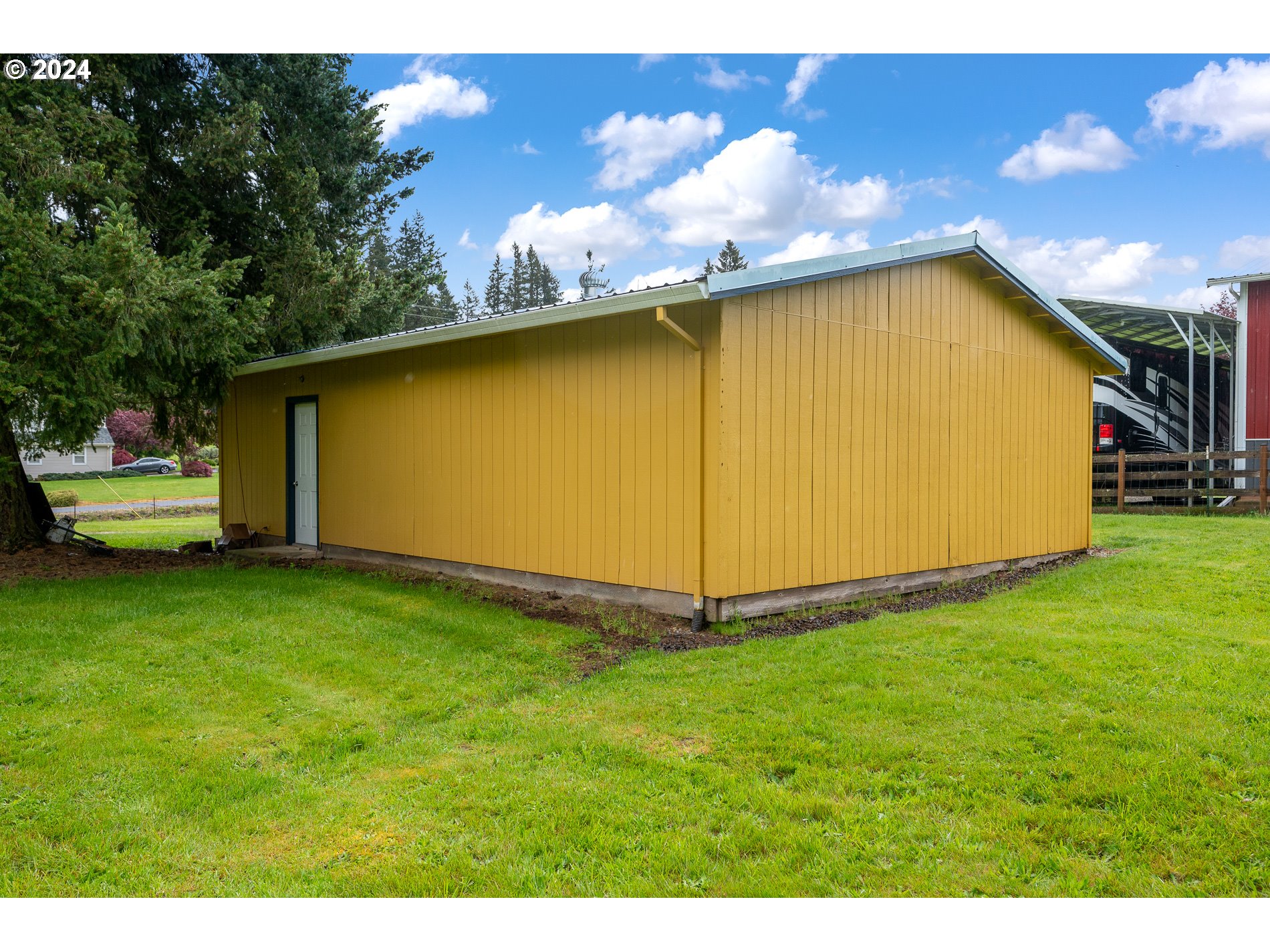 18201 South Norman Road Oregon City, OR 97045 - Photo 8 of 44 Gallery Image 8