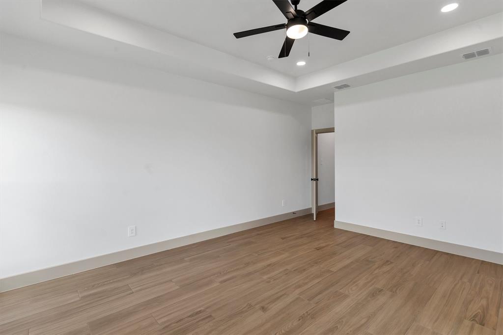 5006 Stover Way Granbury, TX 76049 - Photo 22 of 40