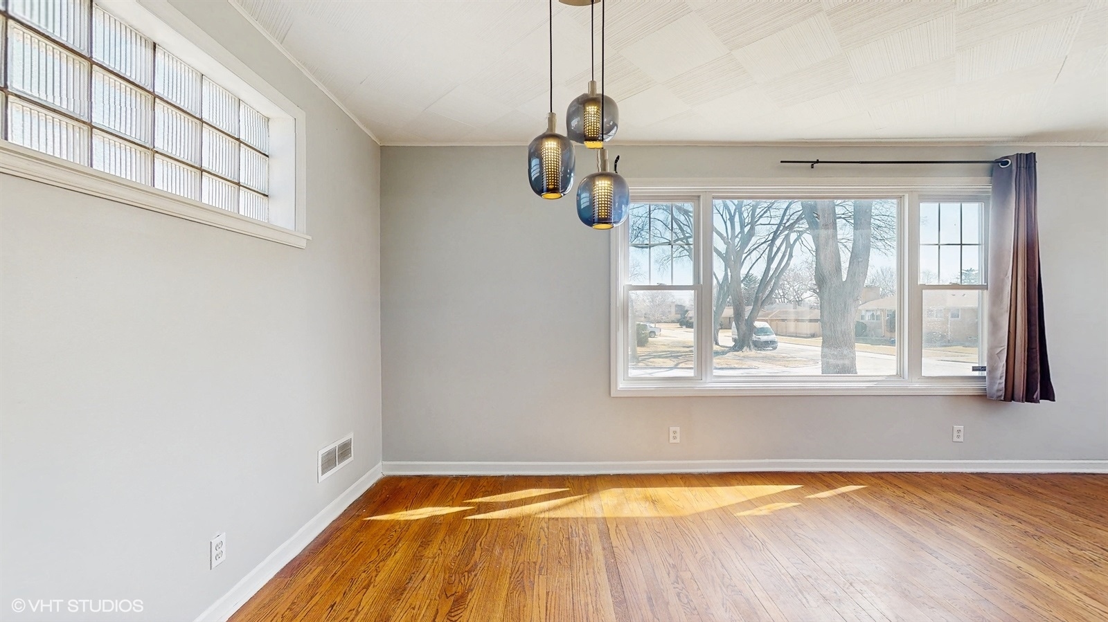 302 Lind Avenue Hillside, IL 60162 - Photo 8 of 30