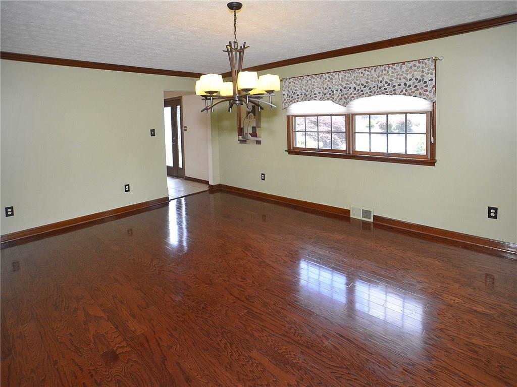 314 Diana Drive McKees Rocks, PA 15136 - Photo 11 of 25 Gallery Image 11
