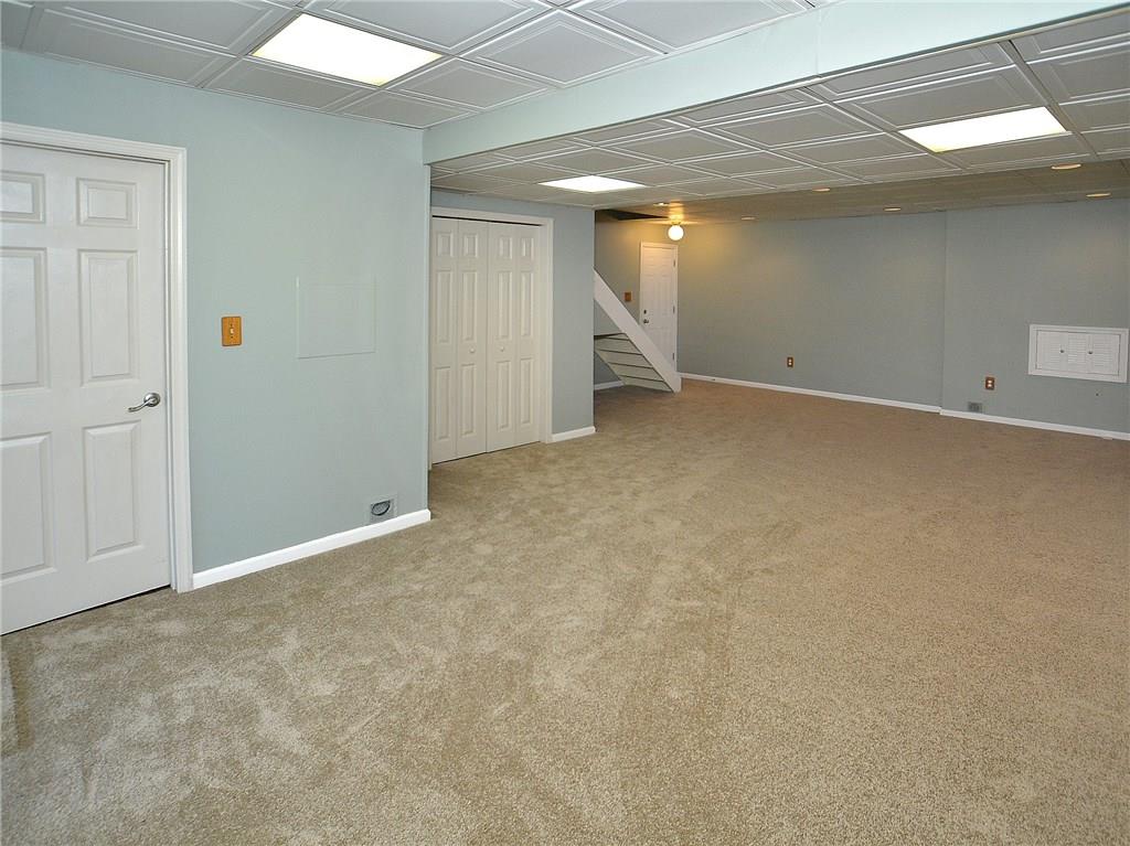 314 Diana Drive McKees Rocks, PA 15136 - Photo 18 of 25 Gallery Image 18