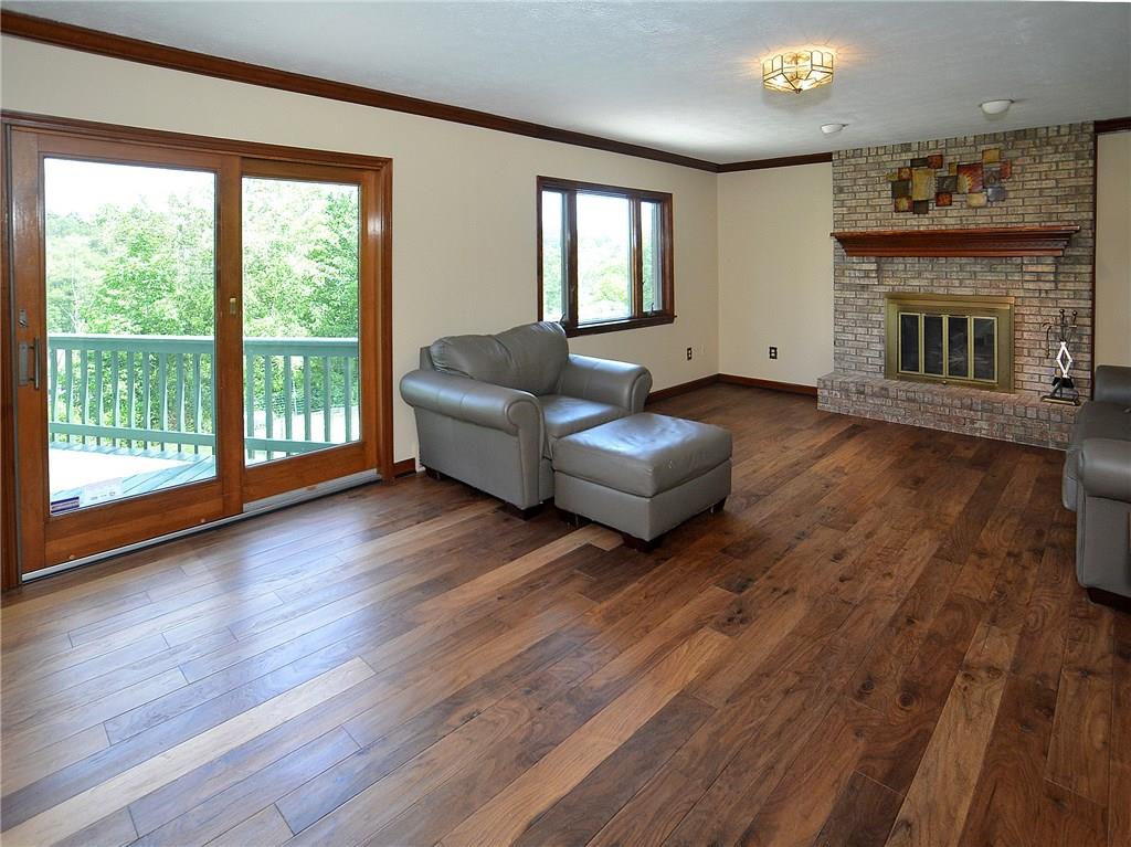 314 Diana Drive McKees Rocks, PA 15136 - Photo 5 of 25 Gallery Image 5