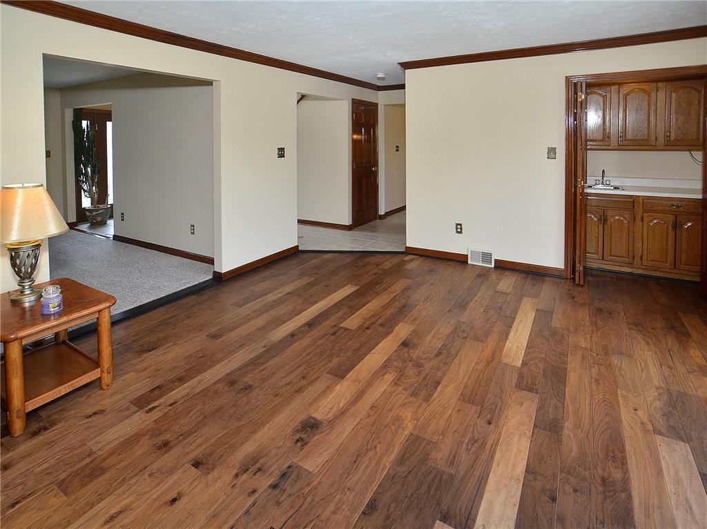314 Diana Drive McKees Rocks, PA 15136 - Photo 7 of 25 Gallery Image 7