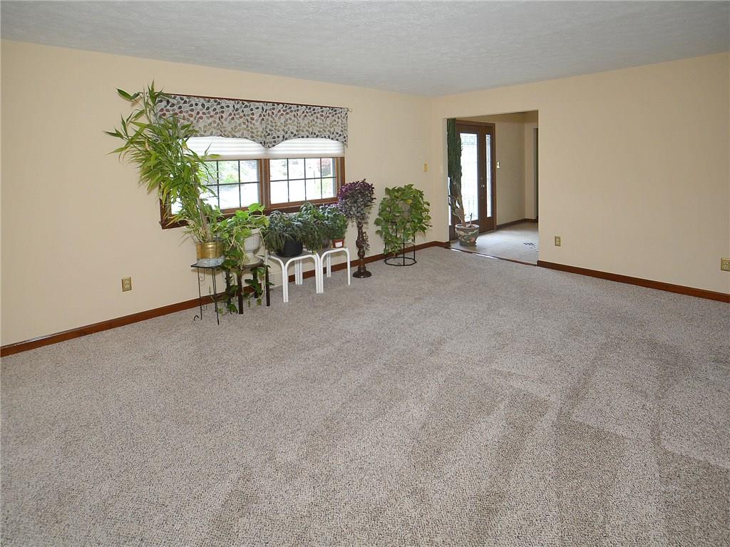 314 Diana Drive McKees Rocks, PA 15136 - Photo 8 of 25 Gallery Image 8
