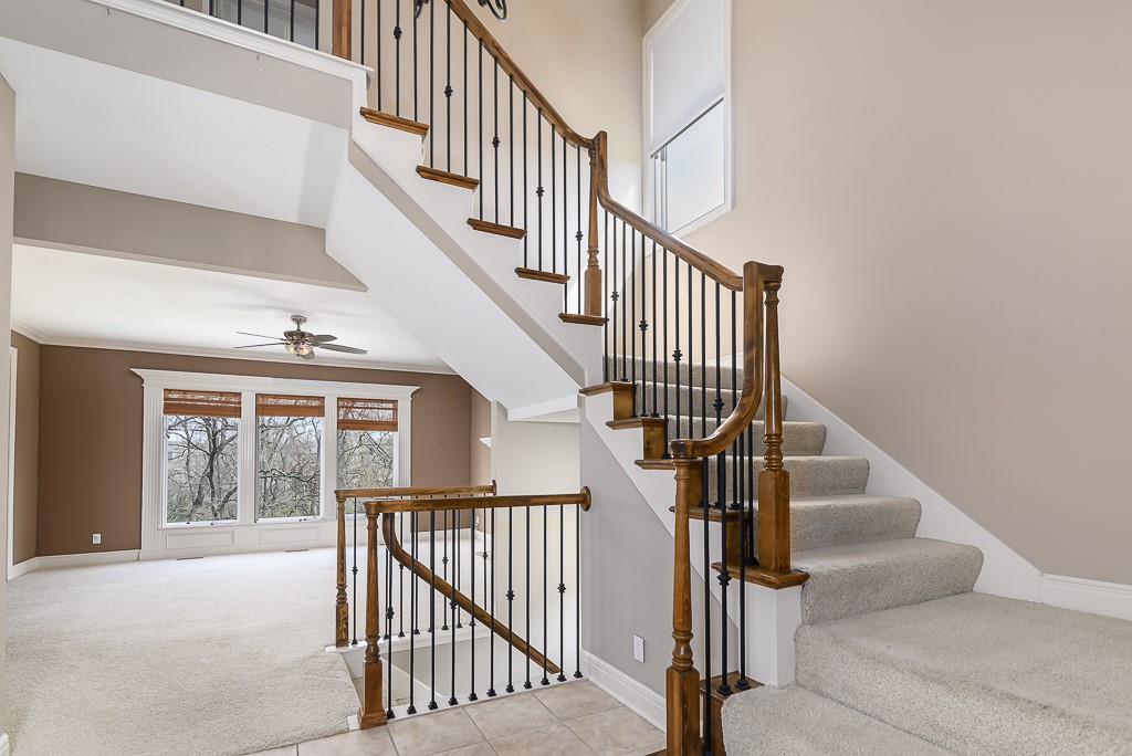 672 Everly Court Lansing, KS 66043 - Photo 15 of 38