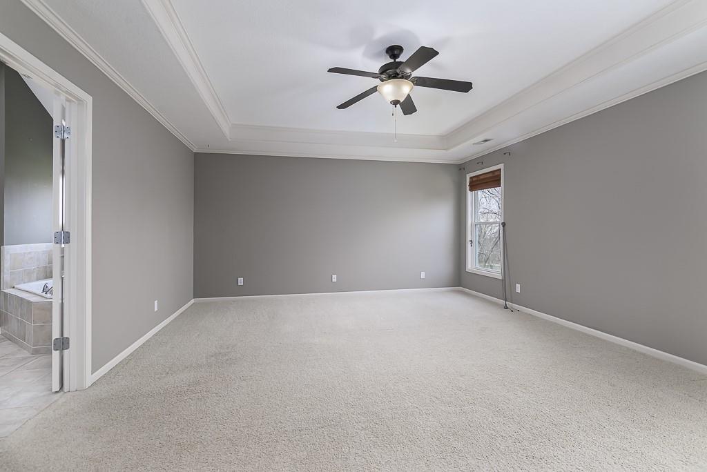 672 Everly Court Lansing, KS 66043 - Photo 16 of 38