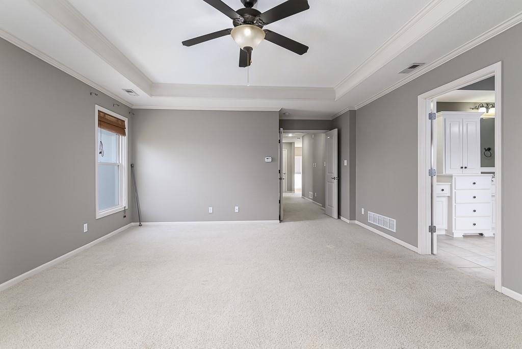 672 Everly Court Lansing, KS 66043 - Photo 17 of 38