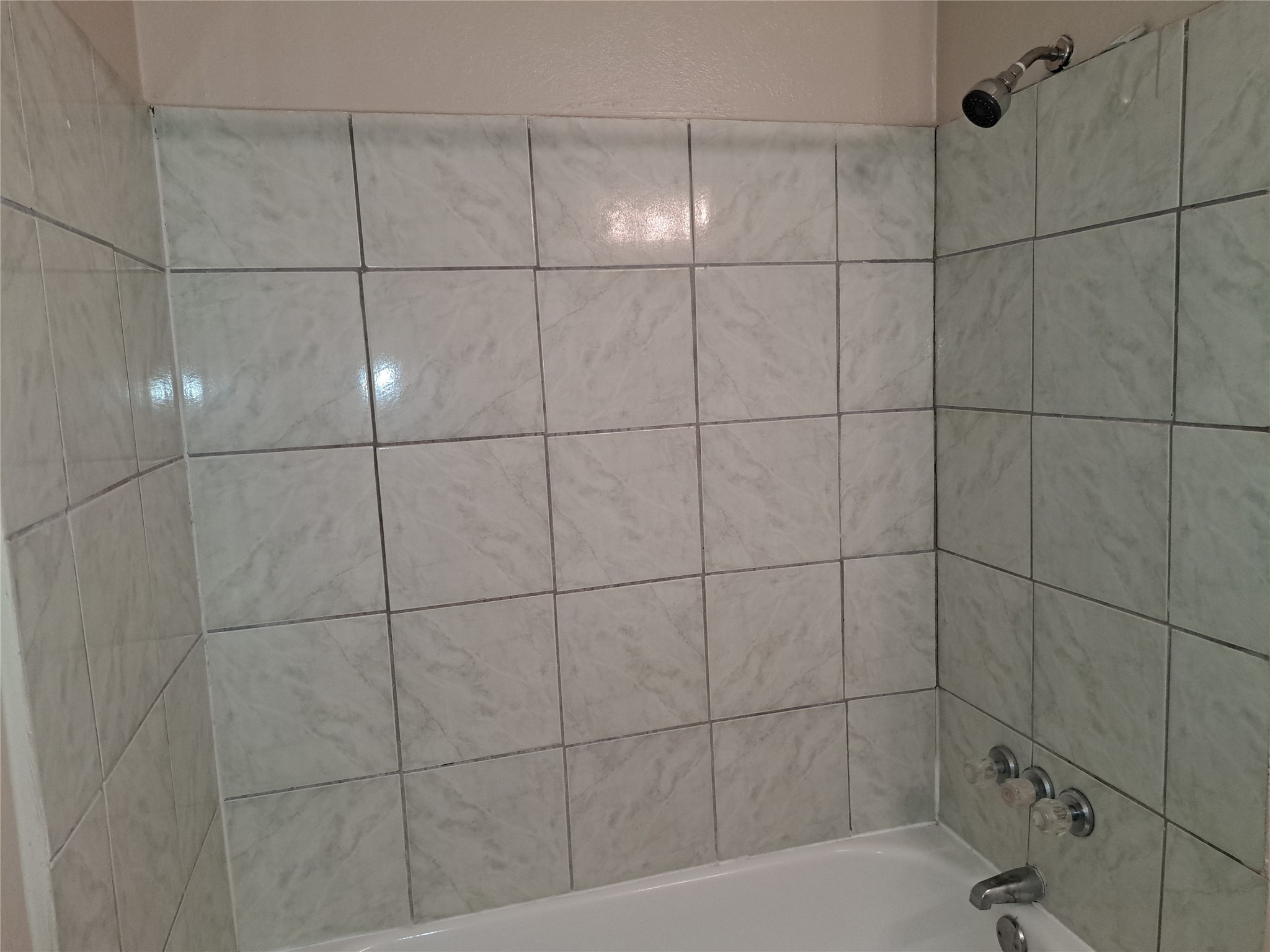 2426 Spring Dusk Drive Spring, TX 77373 - Photo 4 of 18