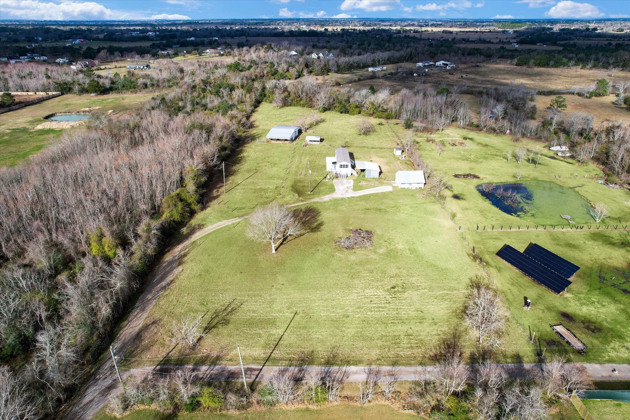 5 Full acres for you and your livestock.