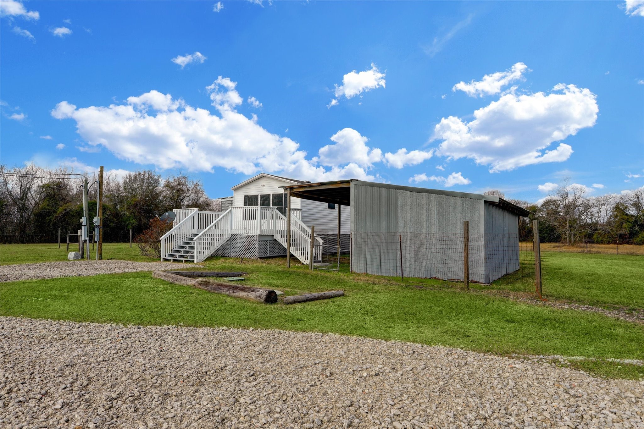 5806 Highway 35 Angleton, TX 77515 - Photo 17 of 35
