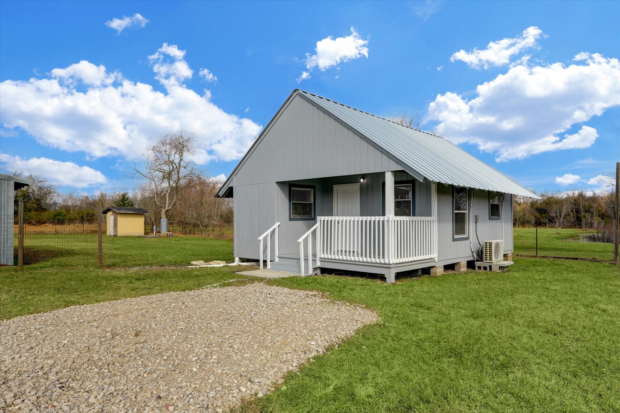 5806 Highway 35 Angleton, TX 77515 - Photo 18 of 35 This amazing guest house offers a metal roof, covered patio and full kitchen.