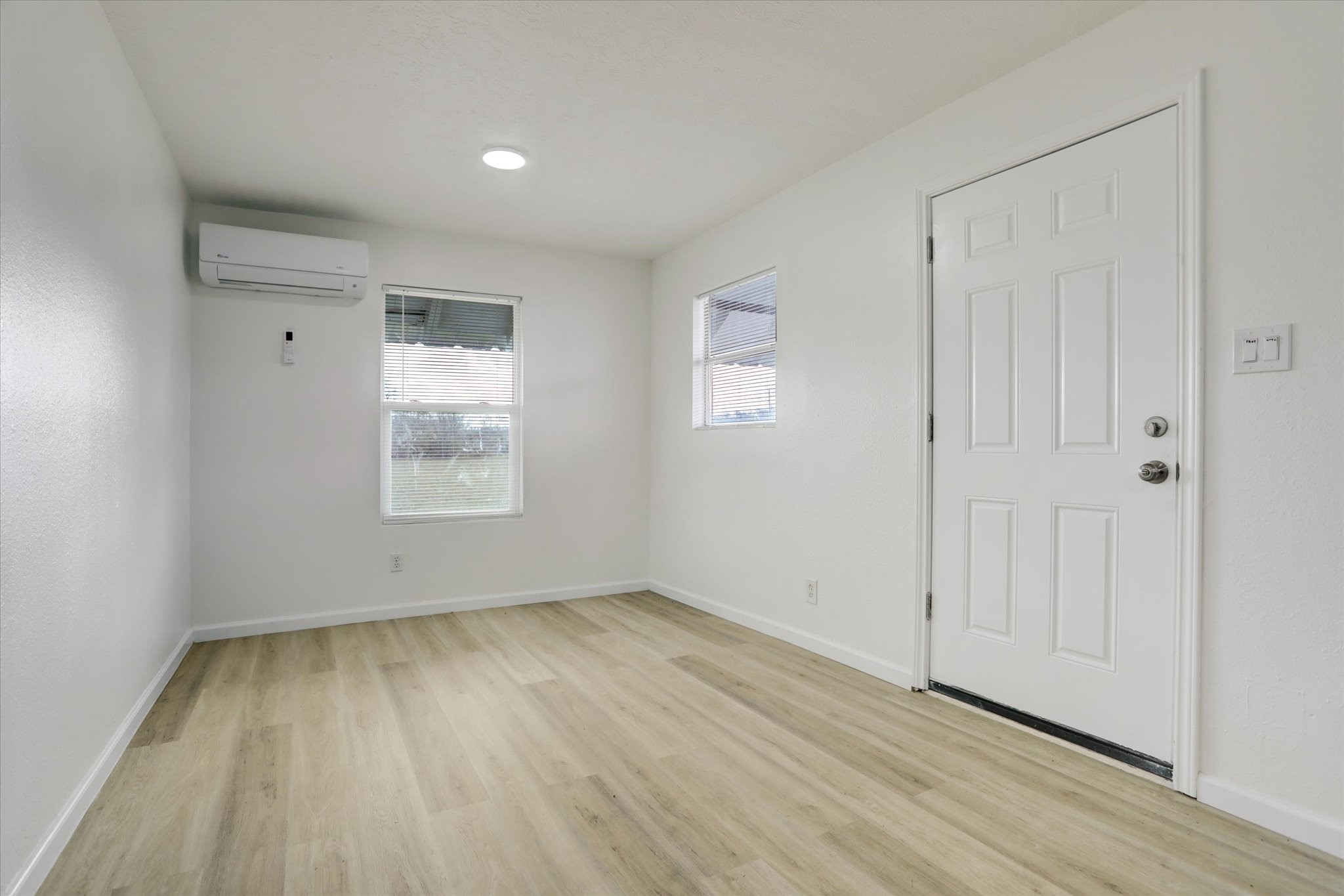 5806 Highway 35 Angleton, TX 77515 - Photo 21 of 35 The guest house living room. Cooled down with a mini split.