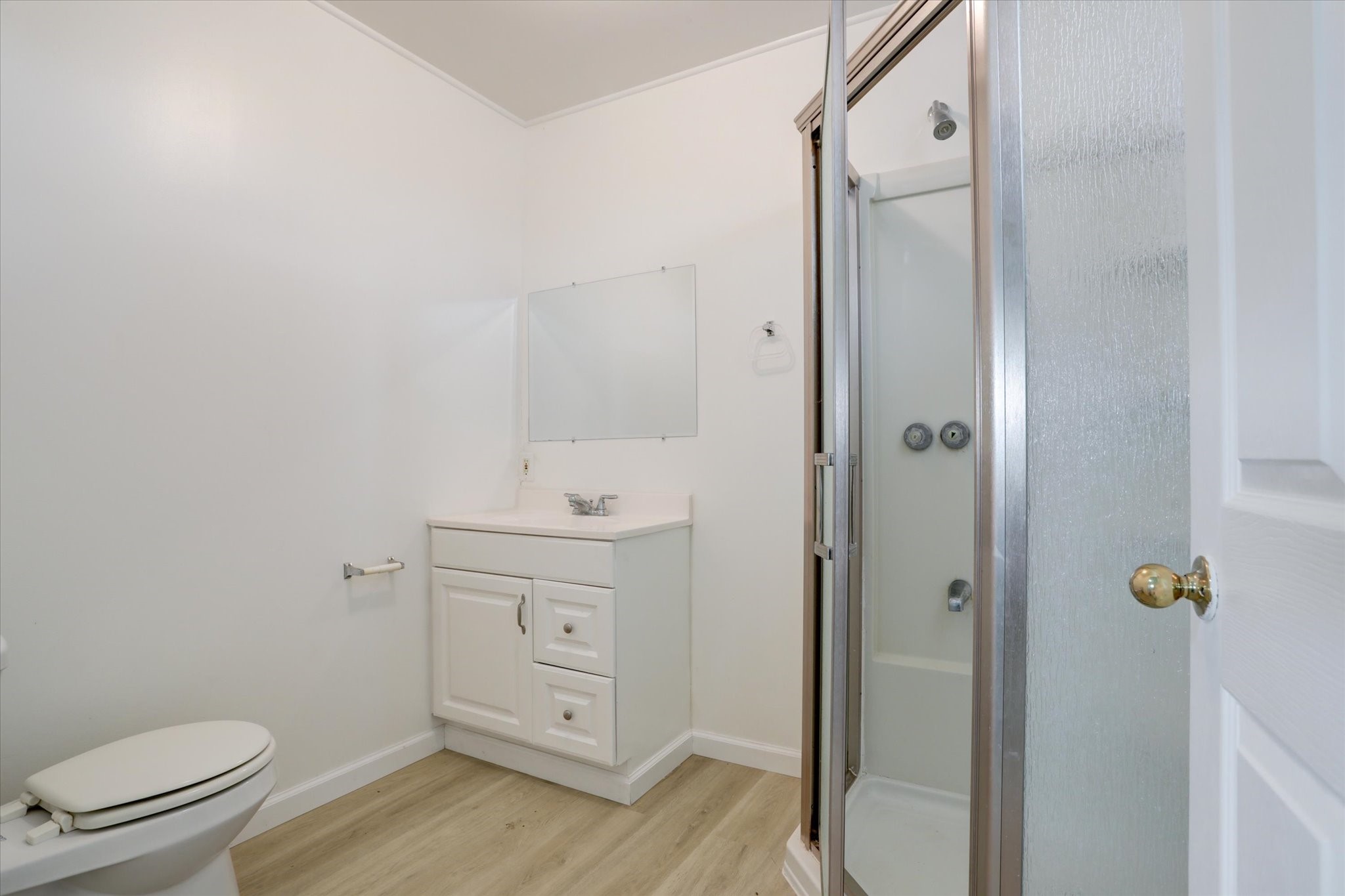 5806 Highway 35 Angleton, TX 77515 - Photo 24 of 35 The guest house offers a walk in shower.
