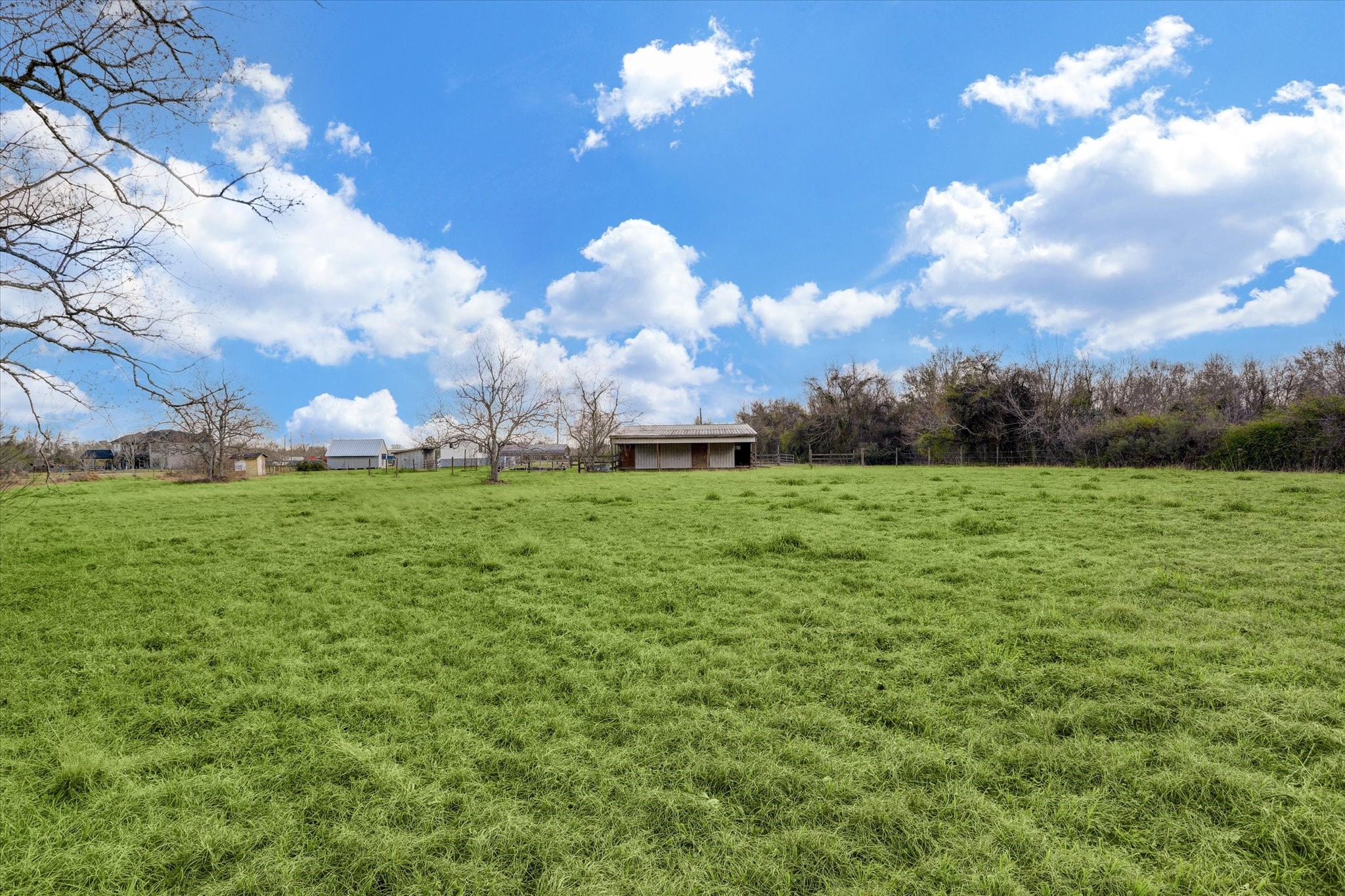 5806 Highway 35 Angleton, TX 77515 - Photo 32 of 35 Wide open spaces!