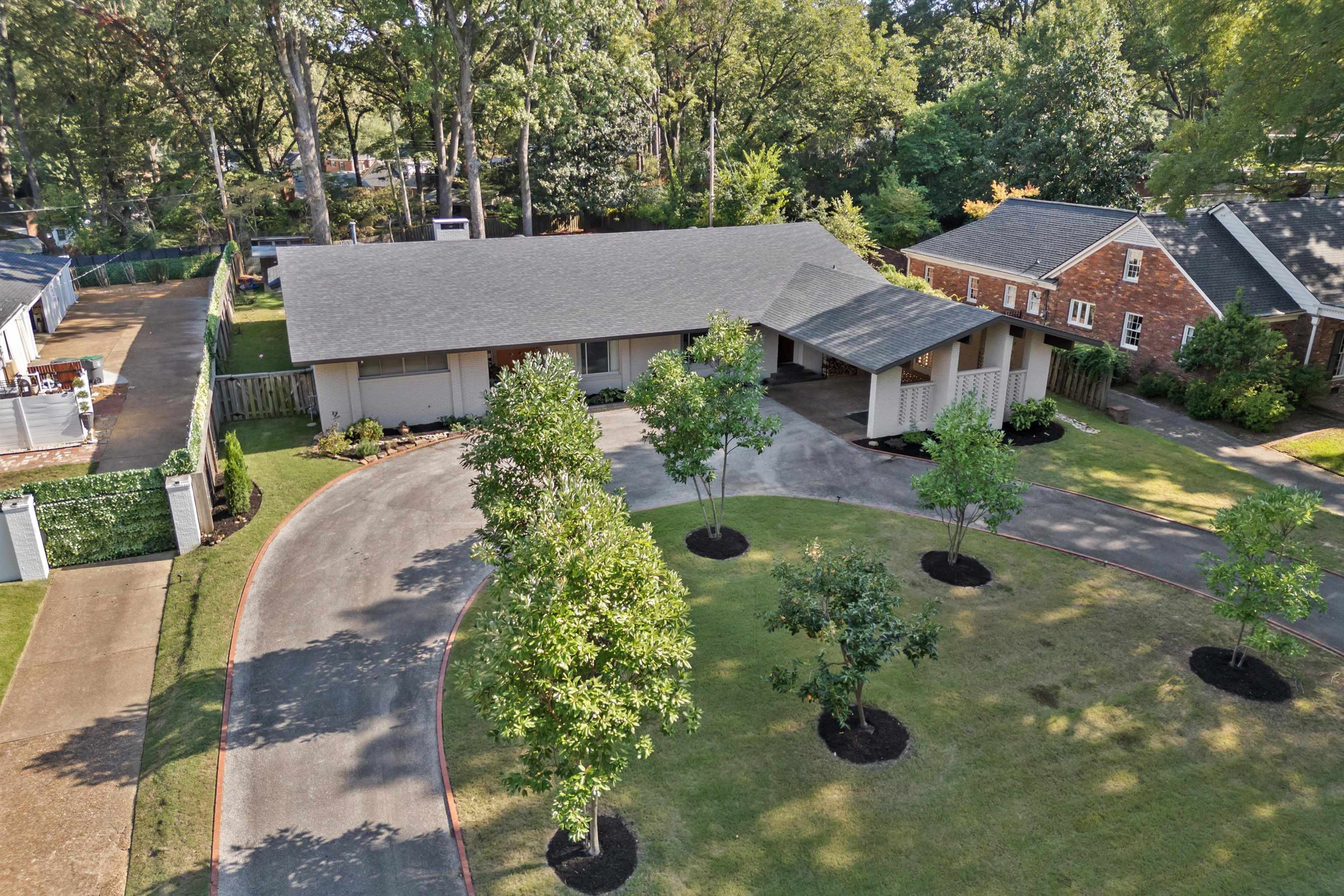 180 South Grove Park Road Memphis, TN 38117 - Photo 36 of 39 an aerial view of a house
