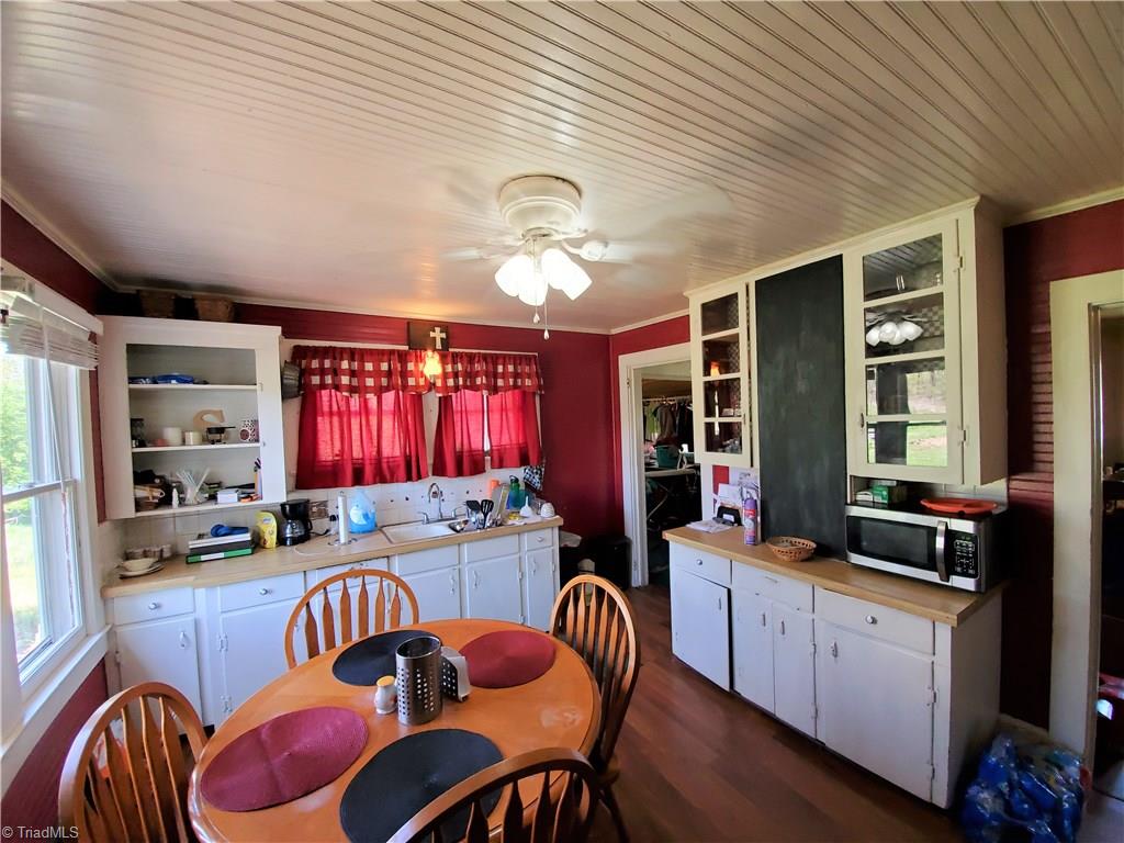 231 Gusty Road Mount Airy, NC 27030 - Photo 8 of 30 Gallery Image 8