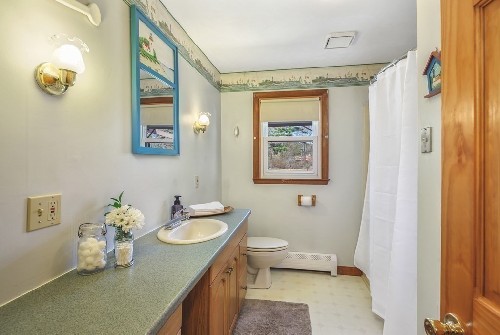 302 Mill Road Fairhaven, MA 02719 - Photo 20 of 33