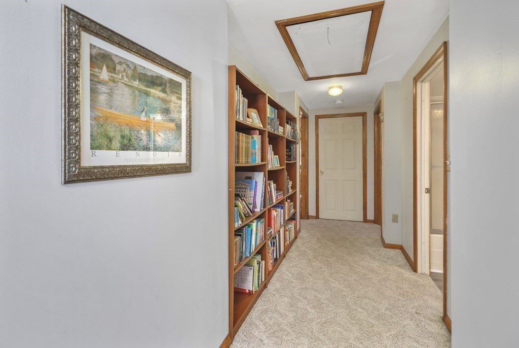 302 Mill Road Fairhaven, MA 02719 - Photo 24 of 33