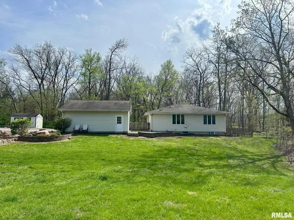 $375,000 | 402 Pine Street, East Peoria, IL 61611