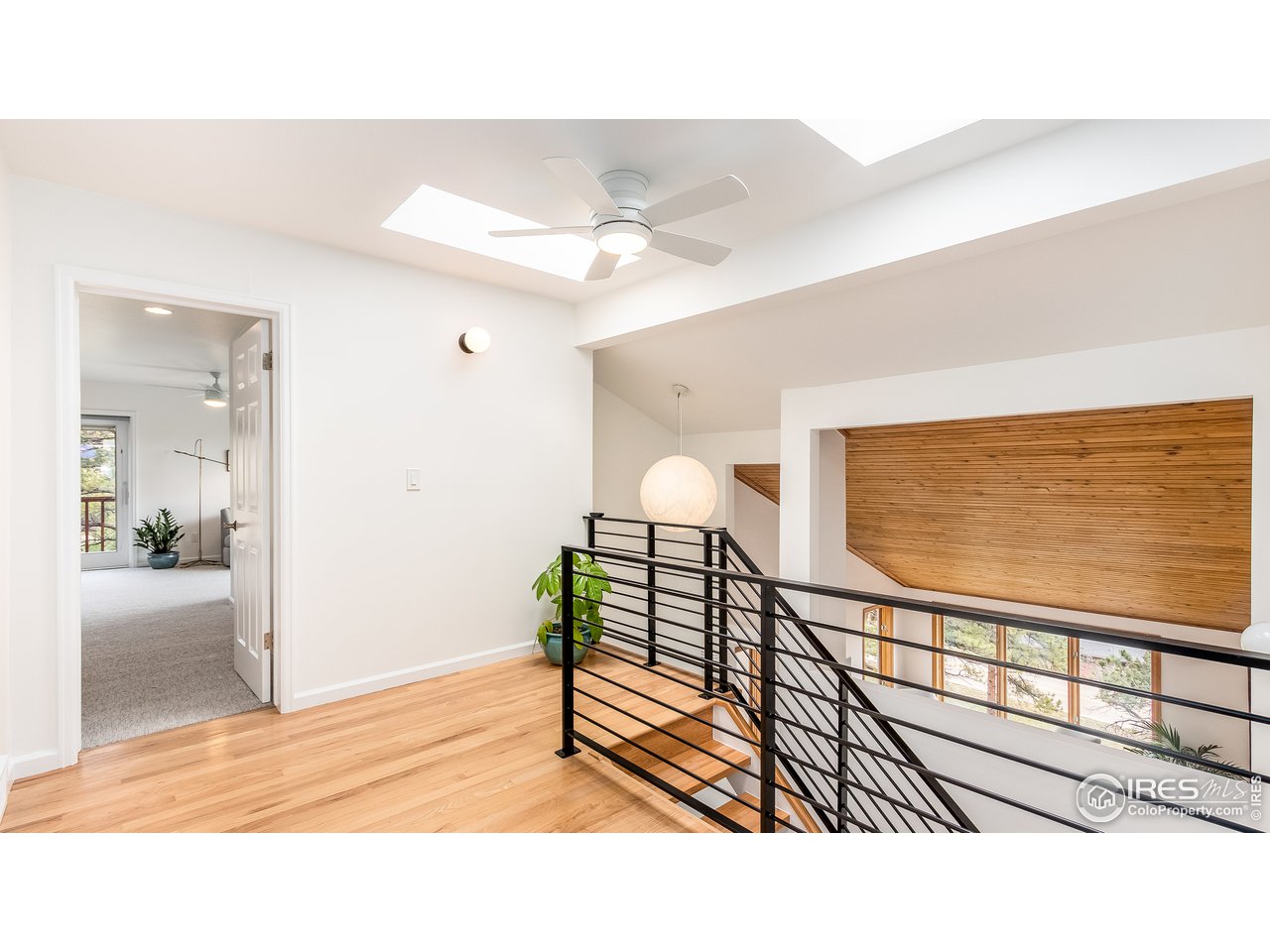 9042 Thunderhead Drive Boulder, CO 80302 - Photo 15 of 40 a living room with furniture