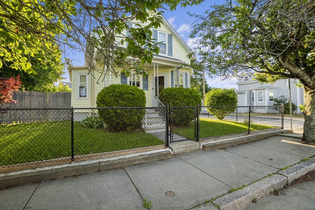 819 Jefferson Street Fall River, MA 02721 - Photo 2 of 22