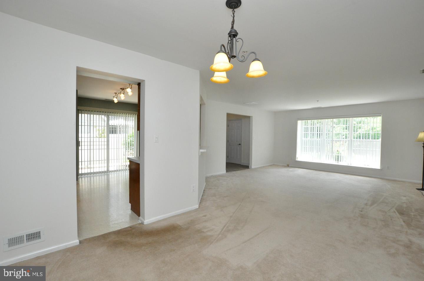 1208 Wharton Road Mount Laurel, NJ 08054 - Photo 6 of 22