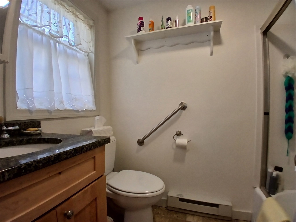 80 Thatcher Road, Unit 3 Rockport, MA 01966 - Photo 8 of 11