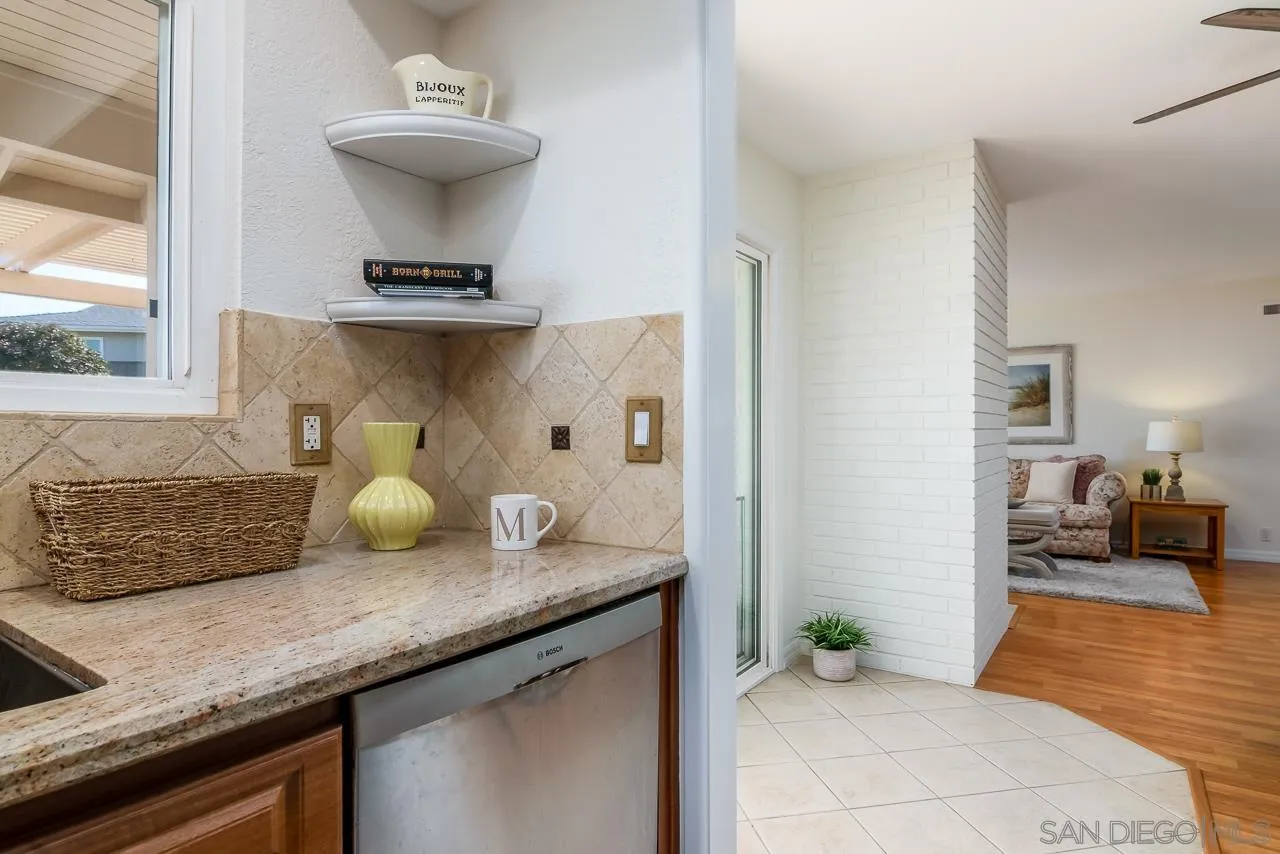 12209 Rios Road San Diego, CA 92128 - Photo 12 of 38 Gallery Image 12