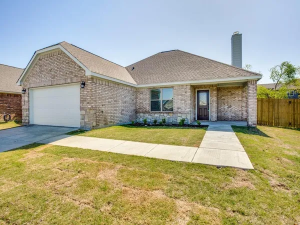 $2,095 | 4113 Bridle Path Lane, Sanger, TX 76266