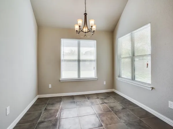 $2,095 | 4113 Bridle Path Lane, Sanger, TX 76266