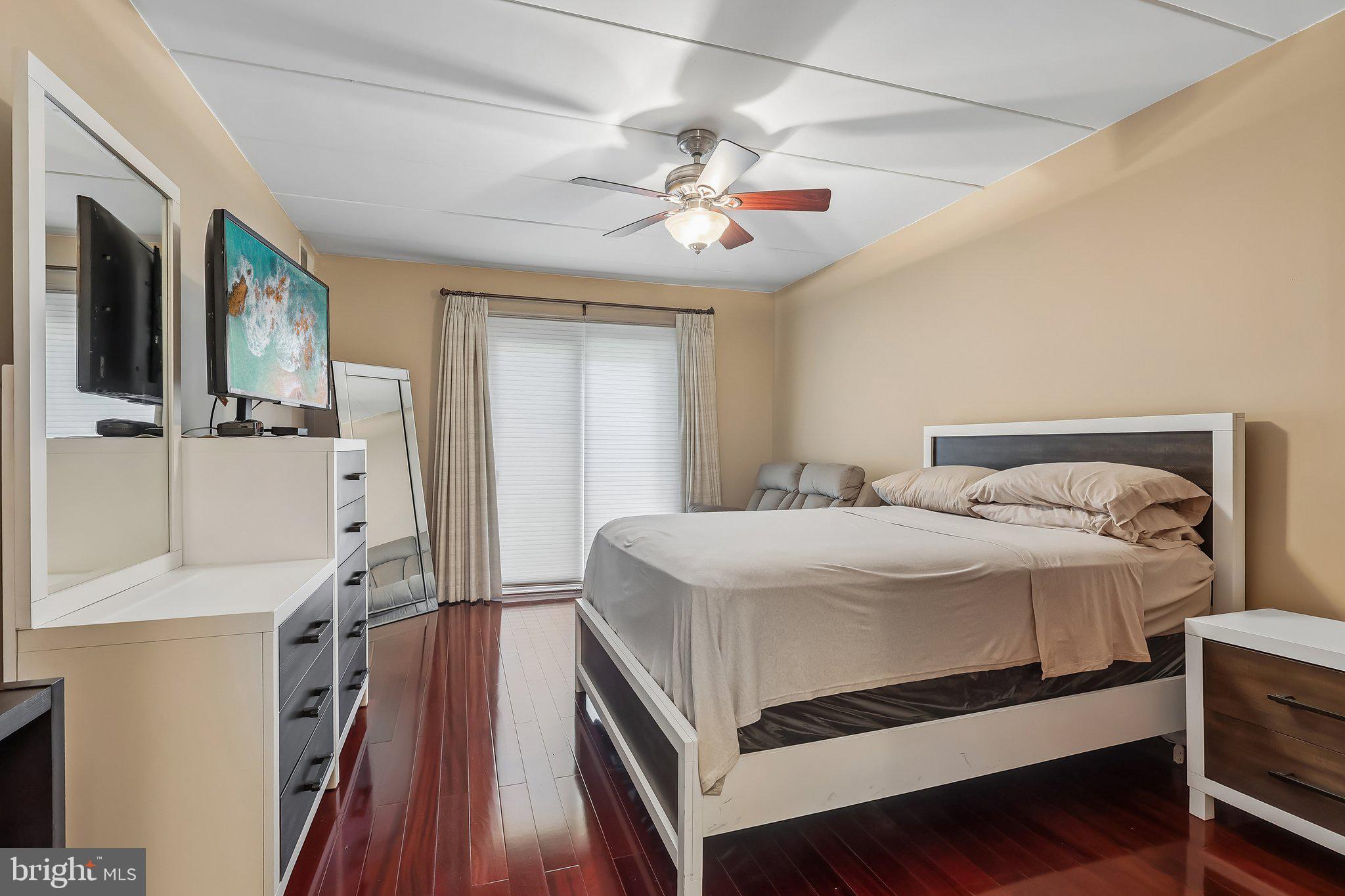 20102 Delaire Landing Road, Unit 102 Philadelphia, PA 19114 - Photo 17 of 31