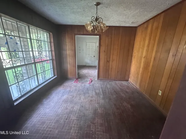 $26,320 | 3815 Douglas Avenue, Jackson, MS 39213