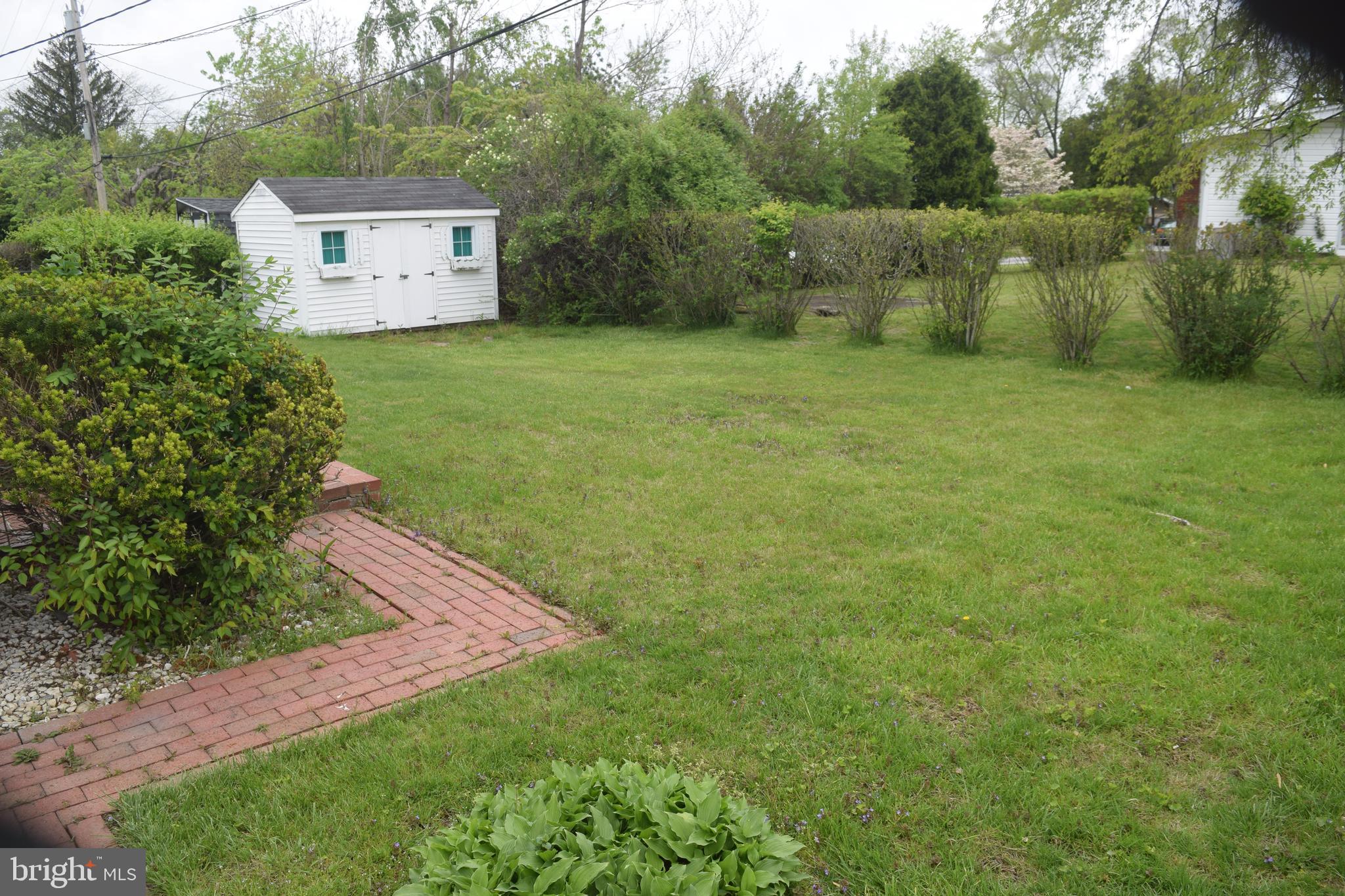 4736 Old Court Road Baltimore, MD 21244 - Photo 5 of 24 Backyard with shed