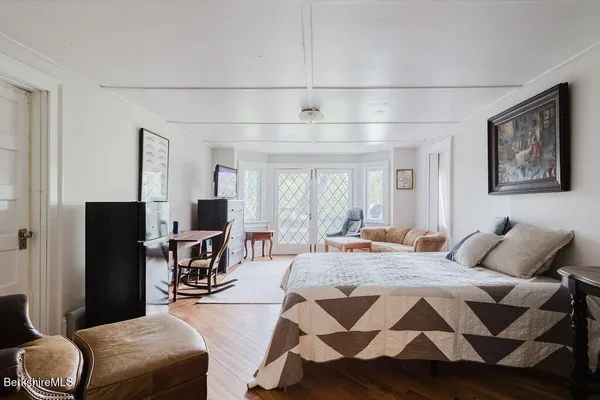 $649,000 | 168 Main Street, Sheffield, MA 01257