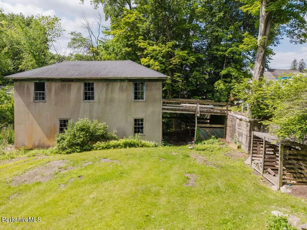 $649,000 | 168 Main Street, Sheffield, MA 01257