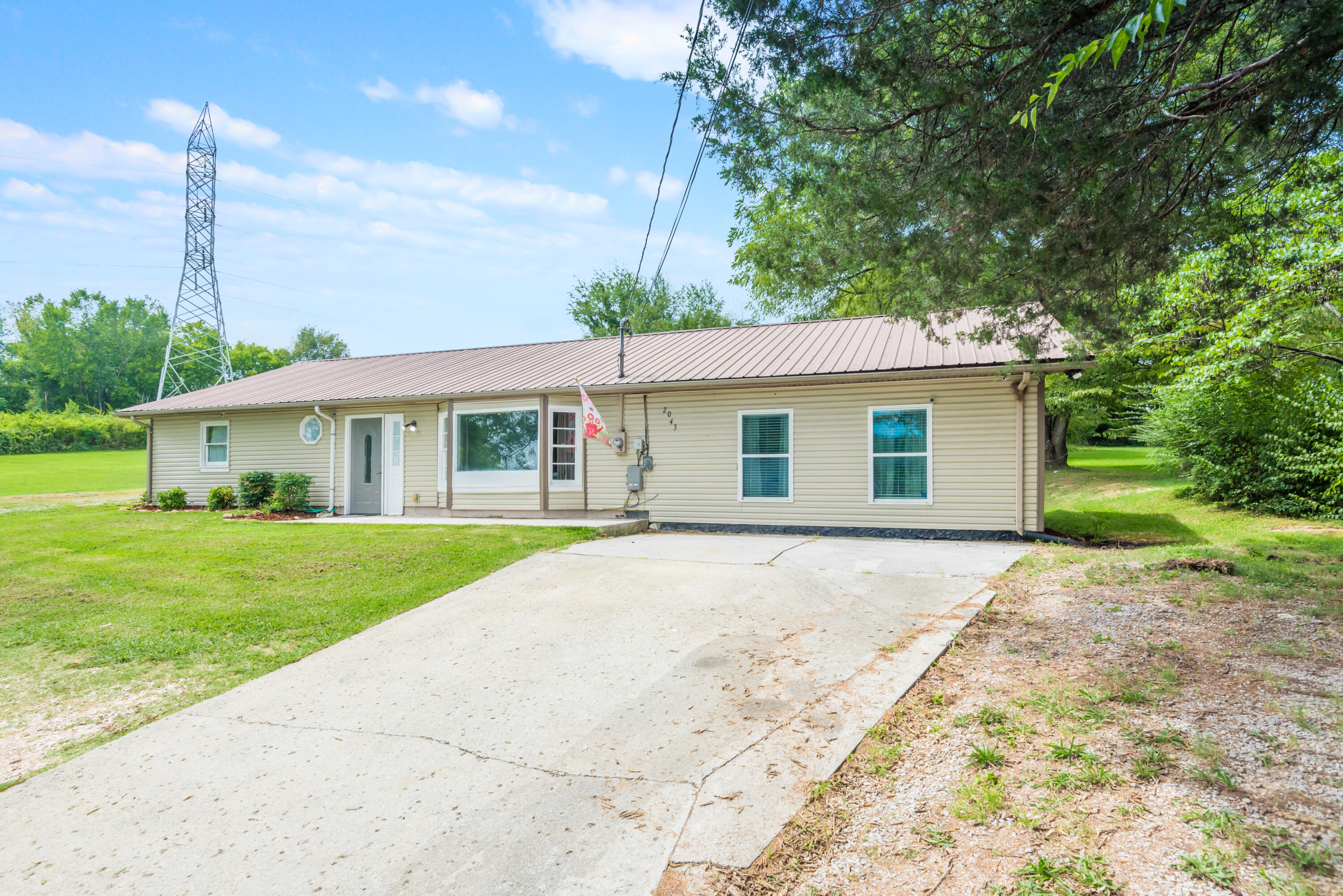 2043 Cecil Johnson Road Knoxville, TN 37921 - Photo 19 of 23 2043CecilJohnsonRd-21