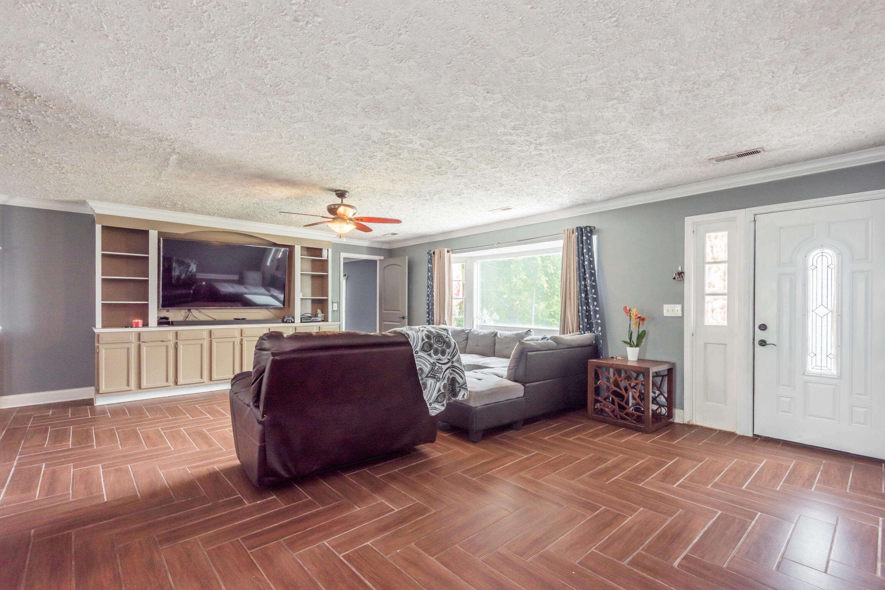 2043 Cecil Johnson Road Knoxville, TN 37921 - Photo 4 of 23 2043CecilJohnsonRd-7