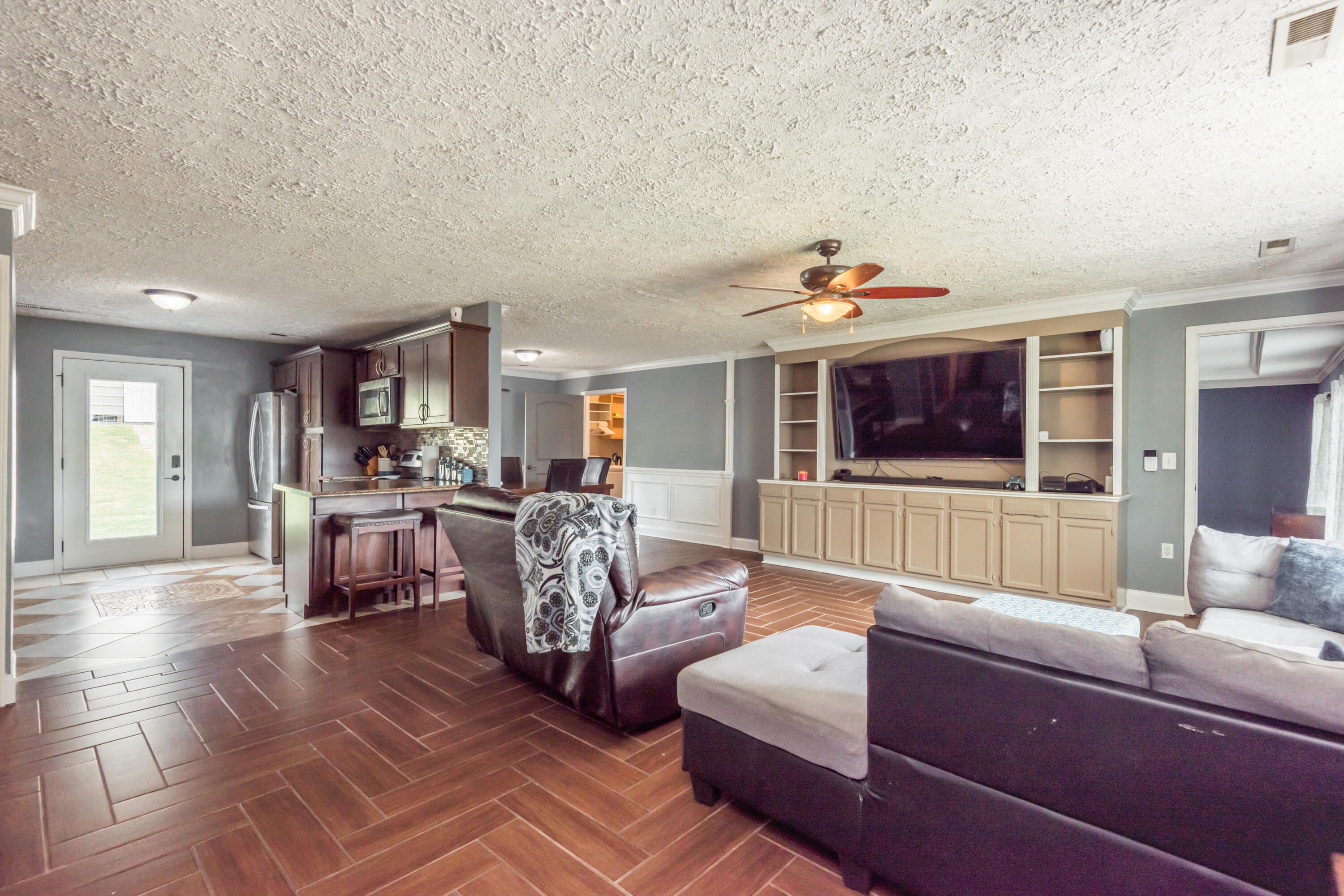 2043 Cecil Johnson Road Knoxville, TN 37921 - Photo 5 of 23 2043CecilJohnsonRd-10
