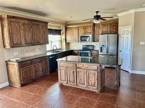 $3,000 | 464 North Greenville Road, Farmersville, TX 75442