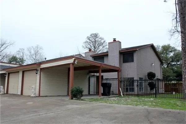 $1,700 | 1839 Sherwood Forest Street, Houston, TX 77043