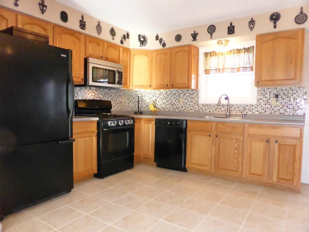 24 Hanscomb School Road Limington, ME 04049 - Photo 8 of 21 Kitchen