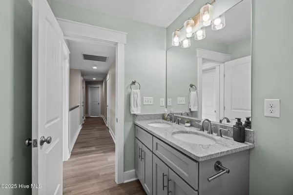 $695,000 | 1710 Olde Farm Road, Morehead City, NC 28557