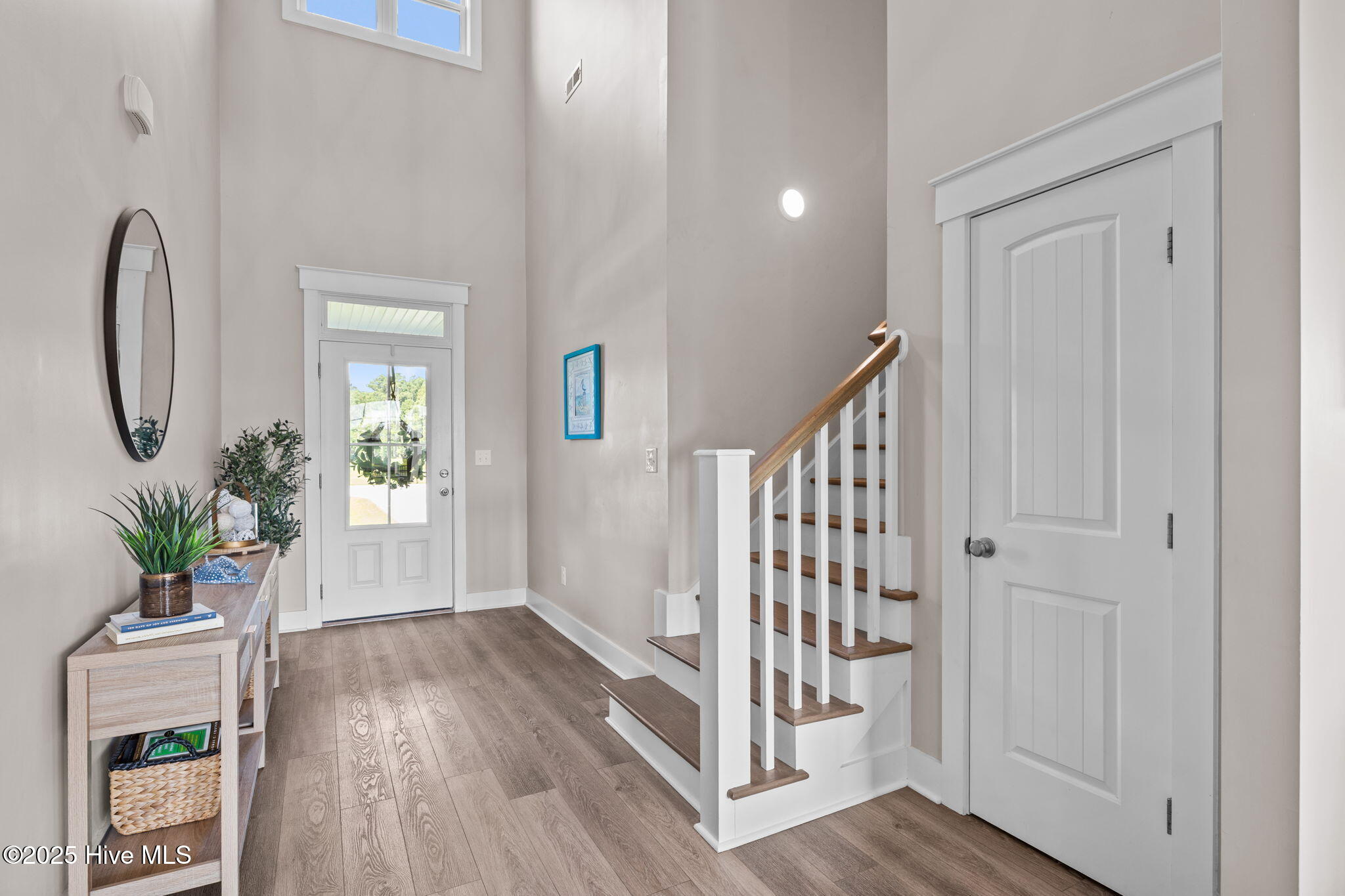 1710 Olde Farm Road Morehead City, NC 28557 - Photo 17 of 51 Foyer