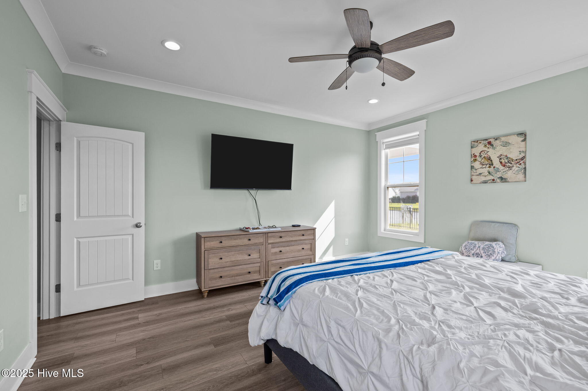 1710 Olde Farm Road Morehead City, NC 28557 - Photo 21 of 51 Main Floor Master Bedroom