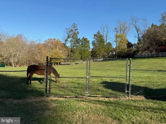 $565,000 | 11640 Pleasant Meadow Drive, North Potomac, MD 20878